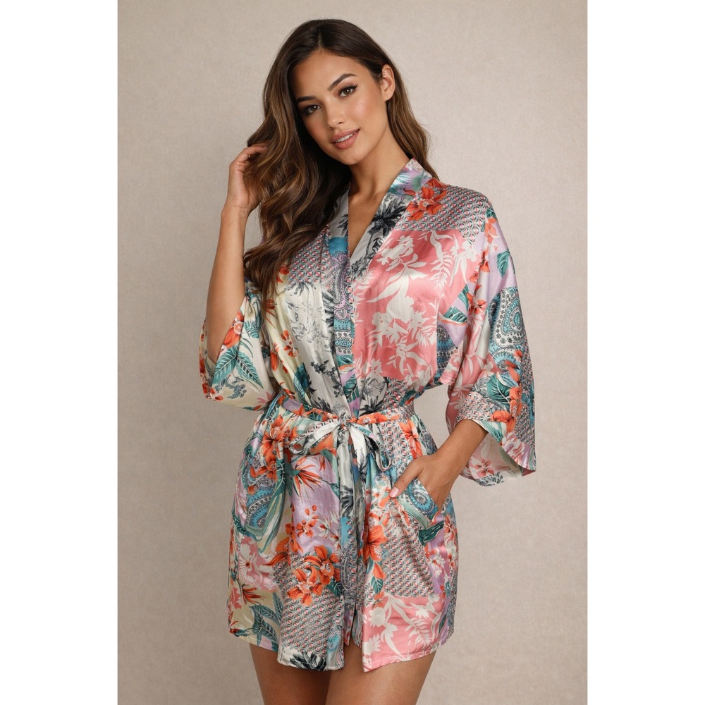 Secret Treasures Satin Robe Sz M (8-10) Multicolor Tropical Floral Satin Kimono
